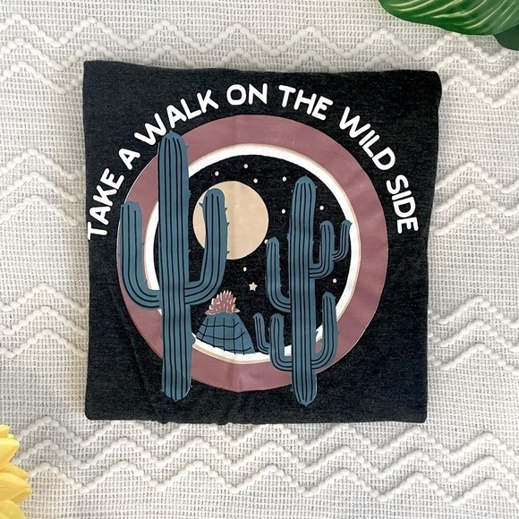 Tops - Walk on the Wild Side Tee | Women’s Small